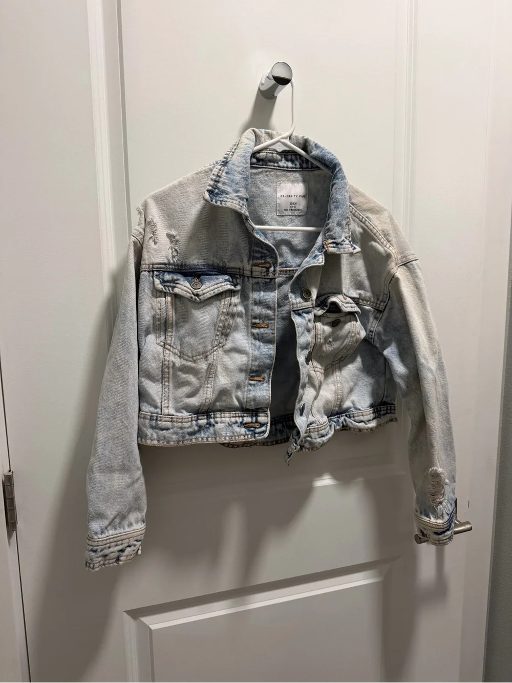 Celebrity Pink cropped denim